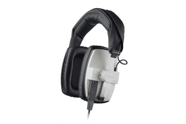 studio headphones beyerdynamic