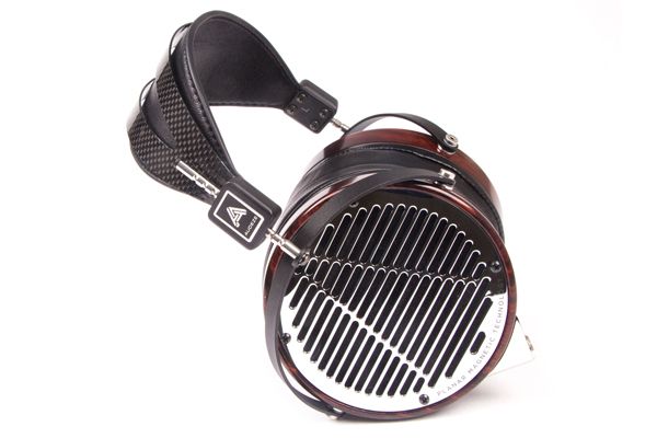 lcd 4 headphones